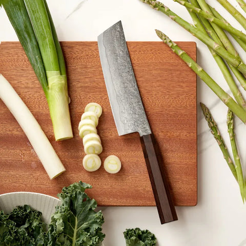 Best Cutting Board for Nakiri: What Should You Choose?