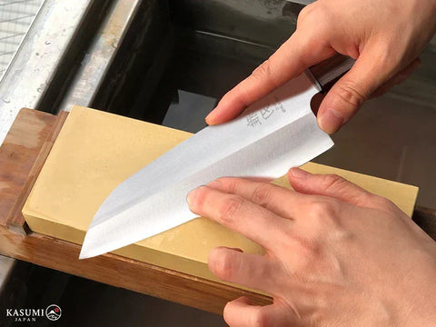 How to Sharpen a Santoku Knife