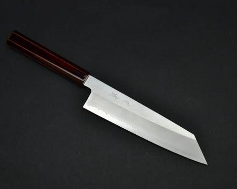 Essential Uses of the Kiritsuke Knife in the Kitchen