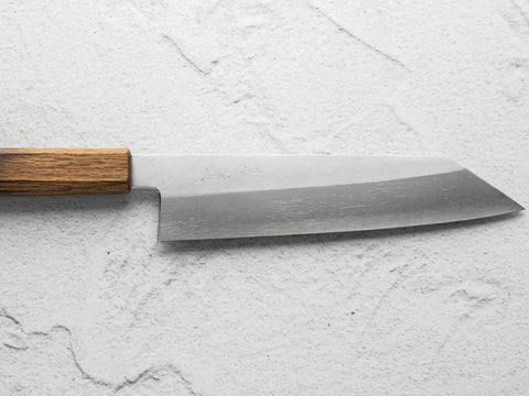 Kiritsuke vs Gyuto: Which Japanese Chef Knife Is Right for You?